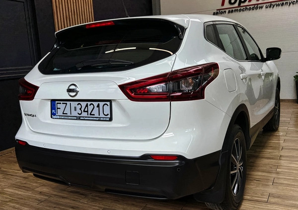 Nissan Qashqai cena 69900 przebieg: 82000, rok produkcji 2020 z Chrzanów małe 667